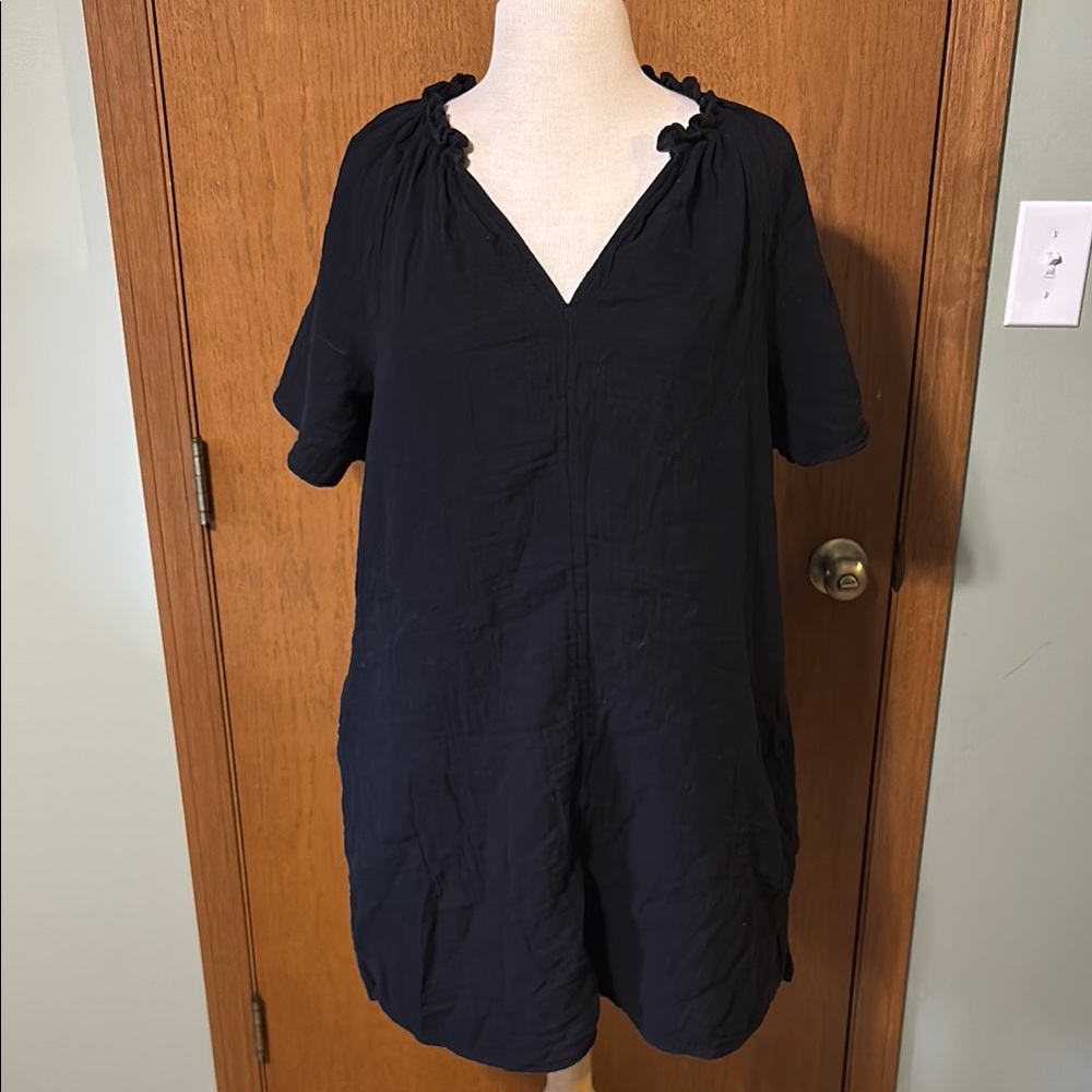 Old Navy Black Casual Midi Dress V-Neck Short Sleeve